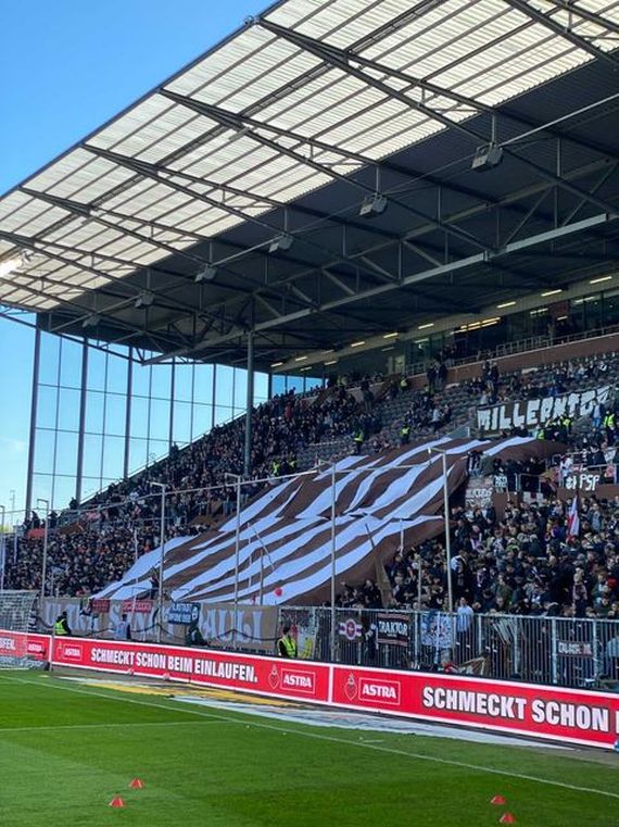 FC St. Pauli vs FC Hansa Rostock (4-0) (4)