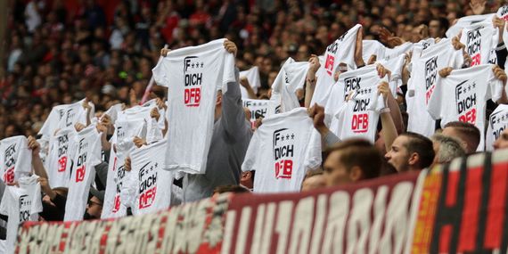 Fortuna Düsseldorf vs 1. FC Kaiserslautern (2-0) (2)