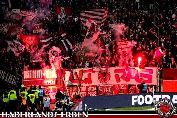 Bayer 04 Leverkusen vs Fortuna Düsseldorf (2-0) (7)