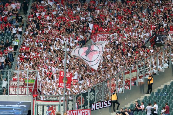 Borussia Mönchengladbach vs Fortuna Düsseldorf (2-1) (2)