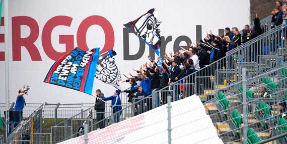 SpVgg Fürth vs FSV Frankfurt (4-0) (2)