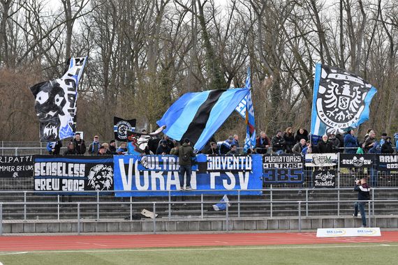 Schott Mainz vs FSV Frankfurt (0-4) (1)