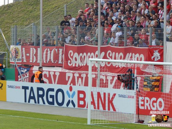 FSV Zwickau vs Hamburger SV (0-1) (4)