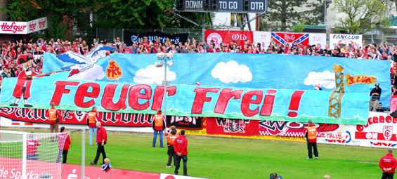 Holstein Kiel vs Hallescher FC (1-2) (1)