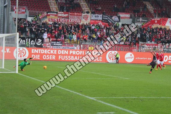 1. FSV Mainz 05 II vs Hallescher FC (0-1) (12)