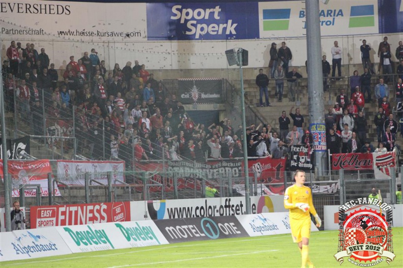 SpVgg Unterhaching vs Hallescher FC (0-4) (2)