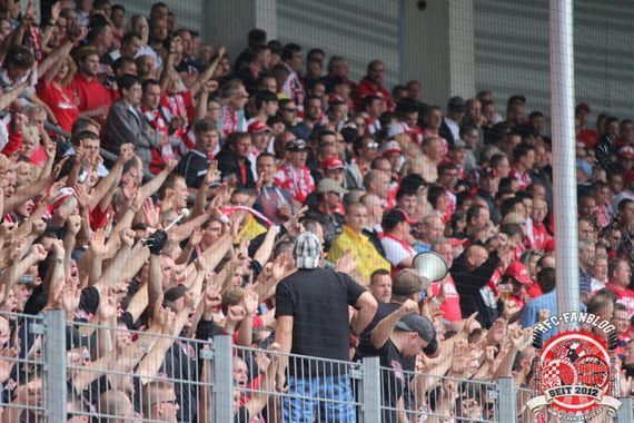 Hallescher FC vs Borussia Dortmund II (0-0) (5)