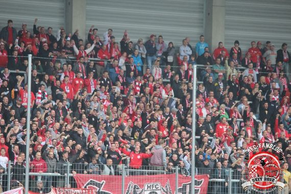 Hallescher FC vs VfB Stuttgart II (0-2) (2)