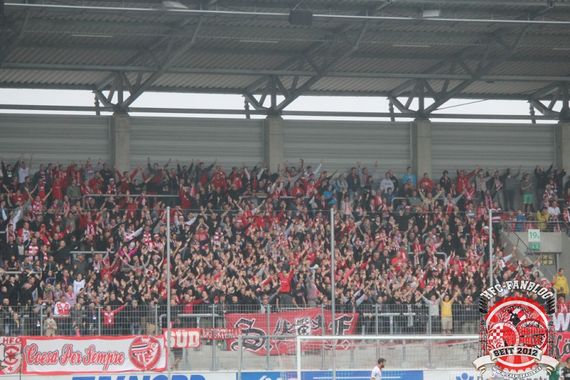 Hallescher FC vs VfB Stuttgart II (0-2) (6)