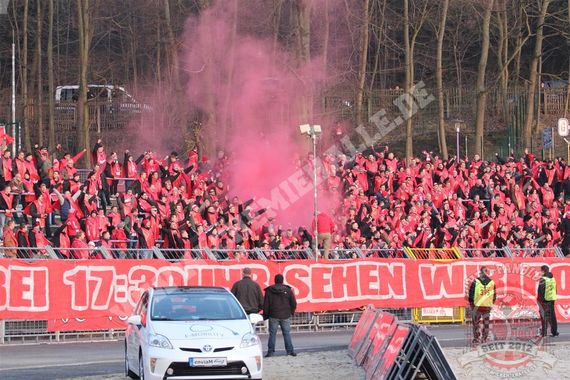 FC Erzgebirge Aue vs Hallescher FC (4-0) (2)