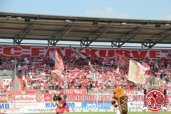 Hallescher FC vs SV Wehen Wiesbaden (3-0) (11)
