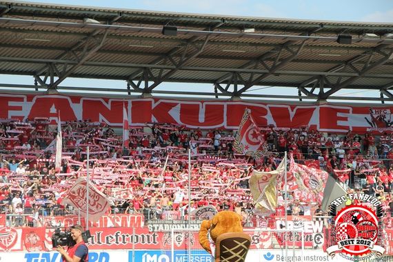 Hallescher FC vs SV Wehen Wiesbaden (3-0) (15)