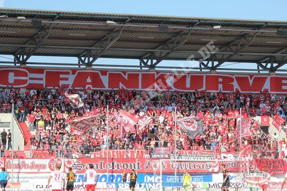 Hallescher FC vs VfB Stuttgart II (3-0) (14)