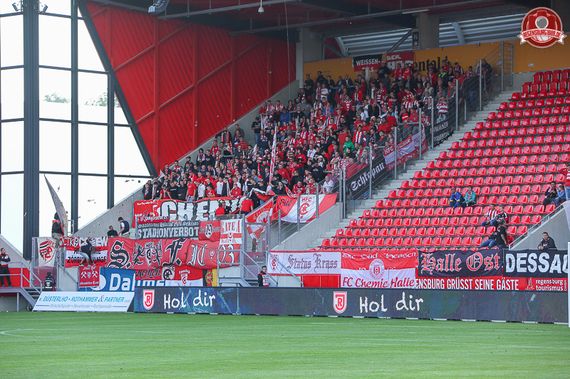 SSV Jahn Regensburg vs Hallescher FC (2-0) (1)