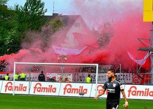 Holstein Kiel vs Hallescher FC (3-0)