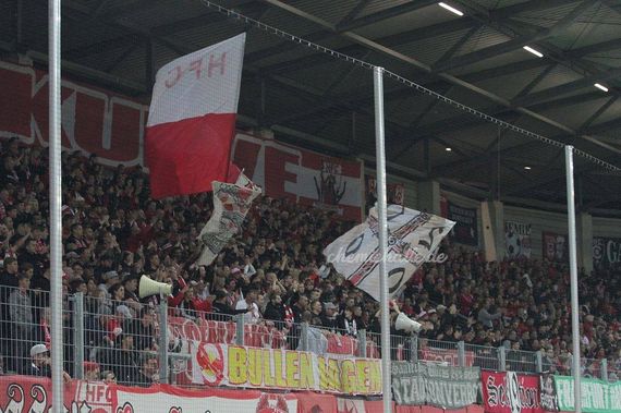 Hallescher FC vs SG Sonnenhof-Großaspach (3-0) (2)