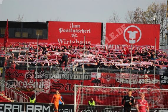 Würzburger Kickers vs Hallescher FC (1-0) (4)