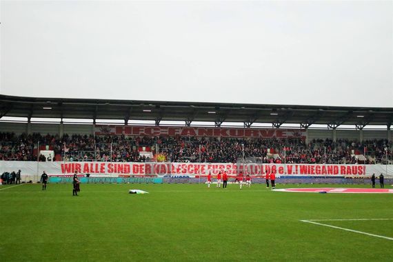 Hallescher FC vs Karlsruher SC (0-3) (2)