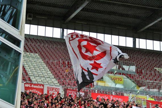 1. FC Kaiserslautern vs Hallescher FC (0-0) (4)