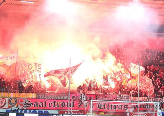 Hallescher FC vs KFC Uerdingen (4-0)