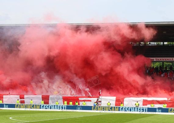 Karlsruher SC vs Hallescher FC (2-3)