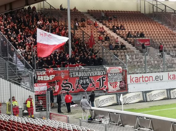 FC Energie Cottbus vs Hallescher FC (1-2) (1)