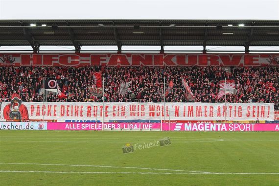 Hallescher FC vs KFC Uerdingen (1-1) (16)