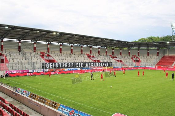 Hallescher FC vs Eintracht Braunschweig (0-1) (7)