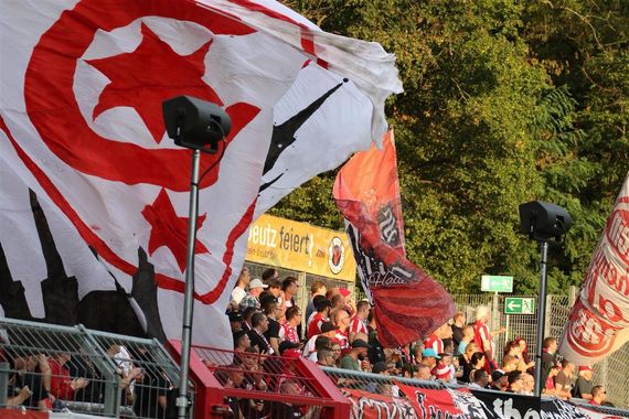 FC Viktoria Köln vs Hallescher FC (0-2) (9)