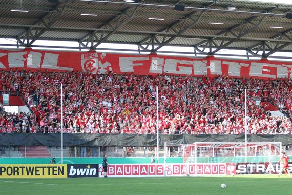Hallescher FC vs VfL Wolfsburg (3-5 n.V.) (1)