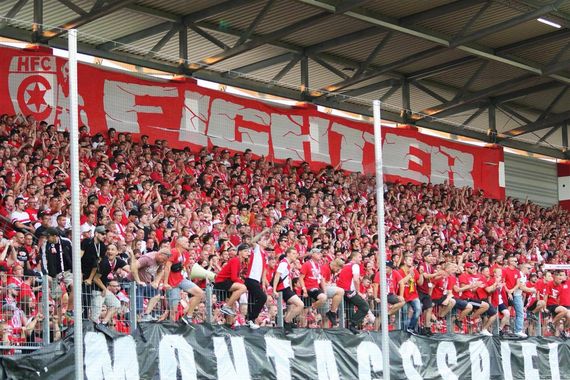 Hallescher FC vs VfL Wolfsburg (3-5 n.V.) (2)