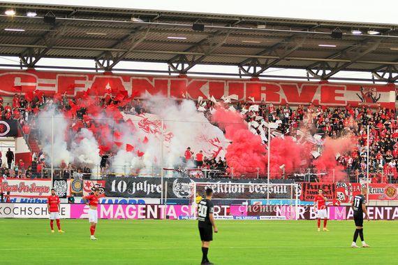 Hallescher FC vs 1. FC Kaiserslautern (1-0) (6)