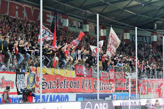 Hallescher FC vs 1. FC Kaiserslautern (1-0) (8)