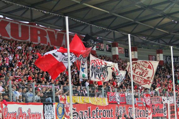 Hallescher FC vs 1. FC Kaiserslautern (1-0) (10)