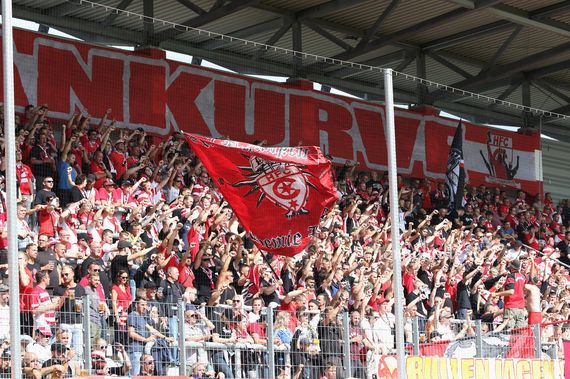 Hallescher FC vs TSV 1860 München (1-1) (3)