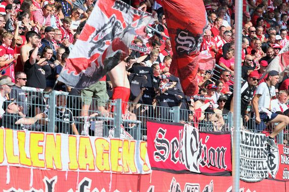Hallescher FC vs TSV 1860 München (1-1) (8)