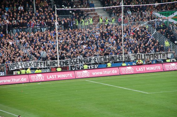 FC St. Pauli vs Hamburger SV (1-1) (44)