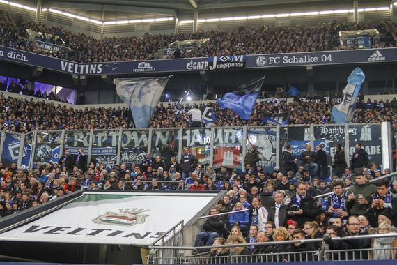 FC Schalke 04 vs Hamburger SV (3-2) (10)