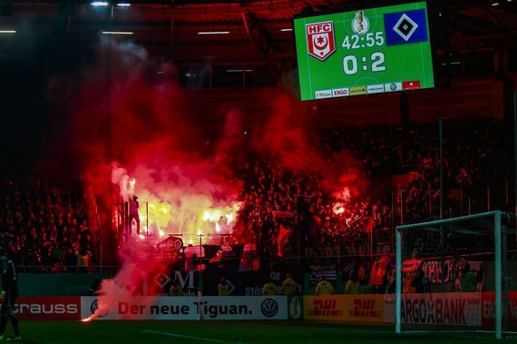 Hallescher FC vs Hamburger SV (0-4) (7)