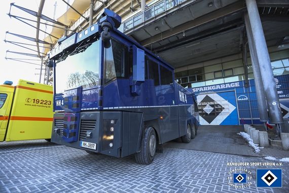 Hamburger SV vs 1. FSV Mainz 05 (0-0) (2)