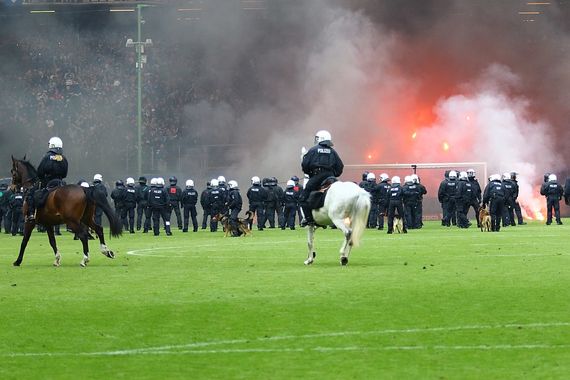 Hamburger SV vs Borussia Mönchengladbach (2-1) (10)
