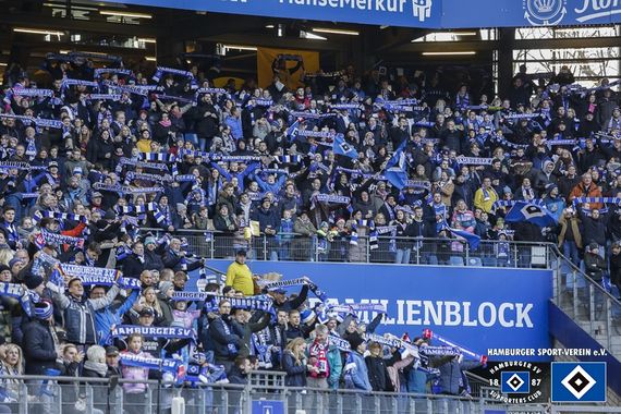 Hamburger SV vs SSV Jahn Regensburg (2-1) (6)