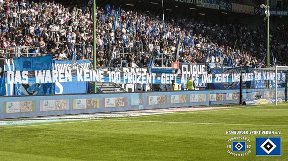 Hamburger SV vs FC Erzgebirge Aue (4-0) (2)