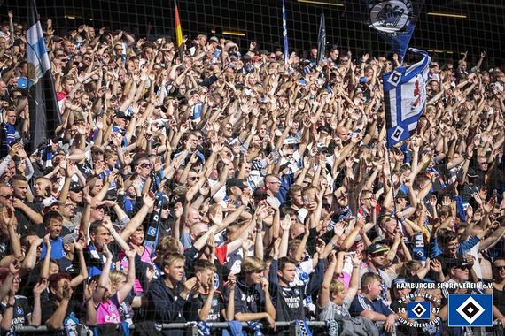 Hamburger SV vs FC Erzgebirge Aue (4-0) (14)