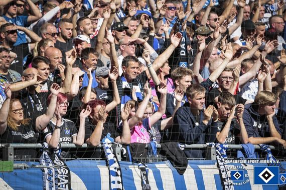 Hamburger SV vs FC Erzgebirge Aue (4-0) (16)