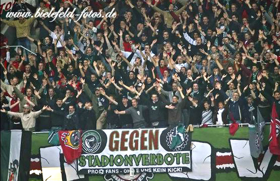 Hannover 96 vs DSC Arminia Bielfeld (0-1) (1)