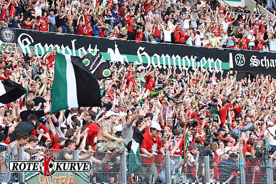 Hannover 96 vs 1. FC Nürnberg (1-0) (4)