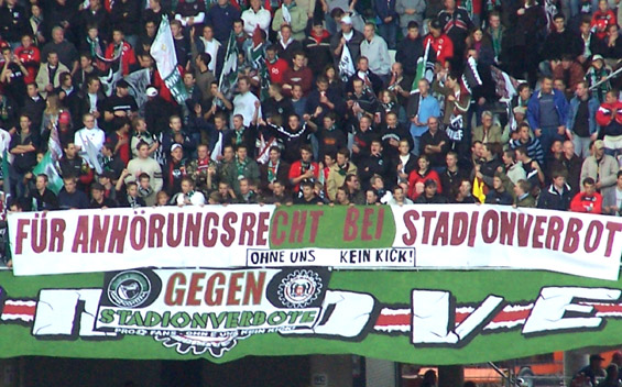 Hannover 96 vs FC Schalke 04 (1-0) (11)
