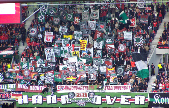 Hannover 96 vs FC Schalke 04 (1-0) (12)