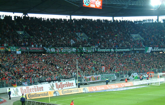 Hannover 96 vs 1. FC Kaiserslautern (5-1) (7)